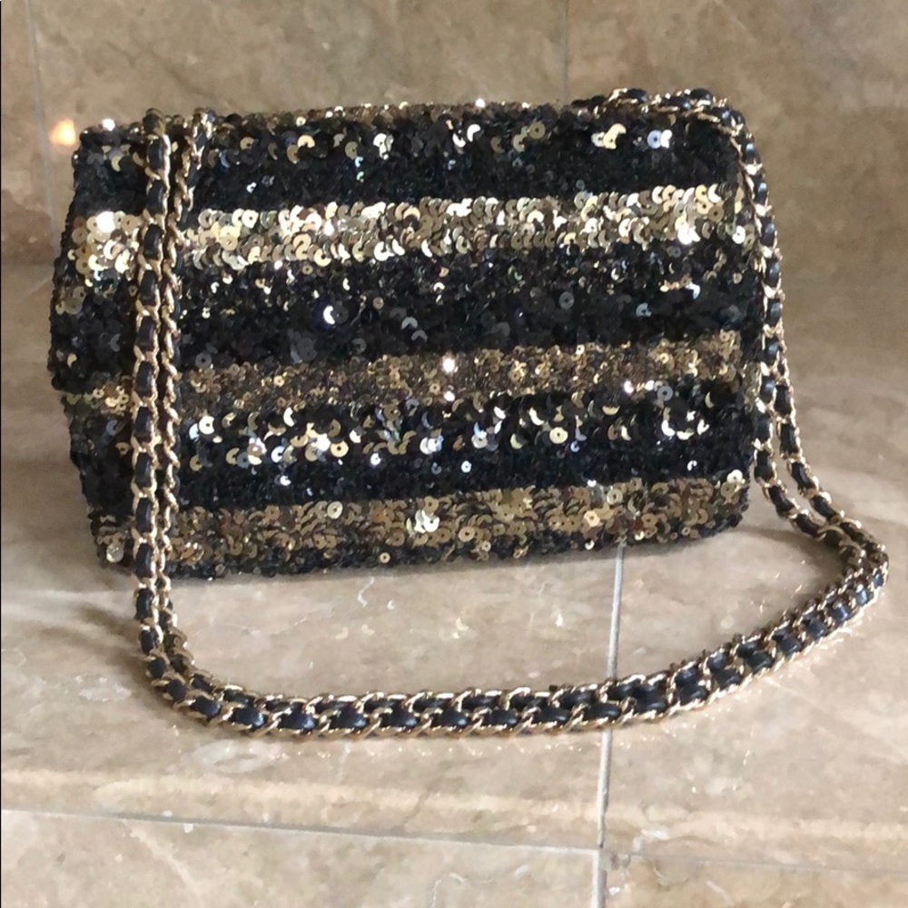 Authentic Chanel mini rectangle - Picture 2 of 3